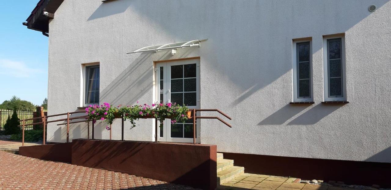 Pokoje Goscinne Neptunia Rusinowo (Slawno) Exterior foto